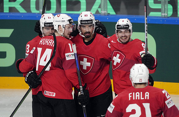 Další roky bez Rusů. Hokejisté Švýcarska budou hrát EHT minimálně do roku 2027