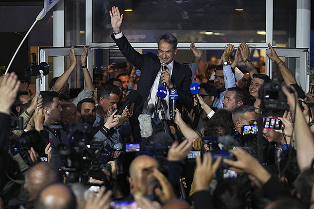 V Řecku vyhráli Mitsotakisovi vládní konzervativci. Mám silný mandát, tvrdí