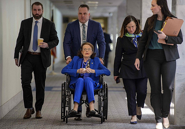 Zemřela nejstarší senátorka USA, i přes chabé zdraví úřadovala přes 30 let