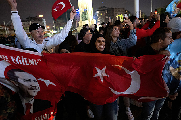 Turci si v Německu budují vlastní stranu, která vyvolává i obavy. Bude prodlouženou rukou Erdoganovy vlády?