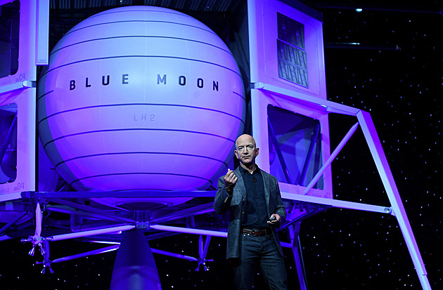 Další krok k návratu na Měsíc. Lunární modul pro NASA postaví Bezos