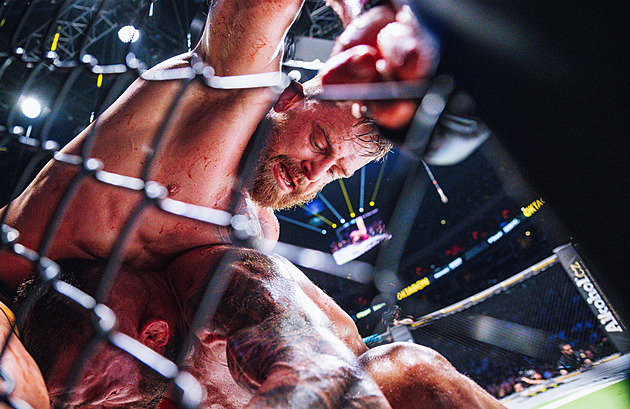 Kincl se smál: Manželka mi teď zkontroluje rozkrok. Čím ho naštval Vémola?