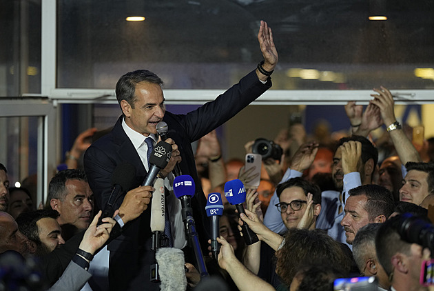 Řecké volby čeká druhé kolo, premiér nezískal většinu v parlamentu