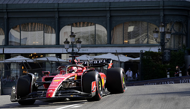 Leclercova helma vynesla pro záplavami zasažené Italy rekordní sumu