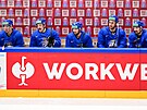 Trénink eské hokejové reprezentace v Nokia Aren v Tampere. Zleva Jan...