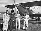 Nai letci a upravená Avia B.534 pro IV. mezinárodní letecký mítink v Curychu v...