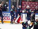 Zklamaní amerití hokejisté po poráce v zápase o bronz na svtovém ampionátu