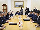 ínský emisar Li Chuej jednal v Moskv s ruským ministrem zahranií Sergejem...