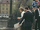 Princezna Diana a princ Charles na Karlov most (Praha, 7. kvtna 1991)