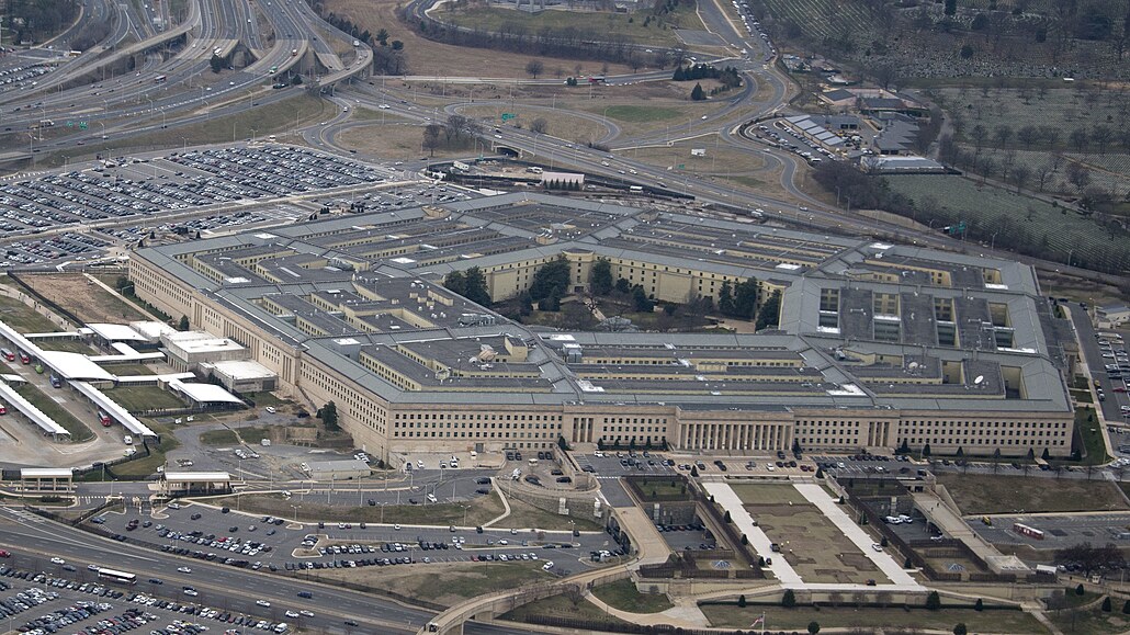 Americký Pentagon je bezradný