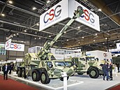 Firmy holdingu Czechoslovak Group (CSG) a automobilka Tatra Trucks, která je s...