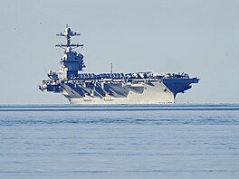 Americká letadlová lo USS Gerald R. Ford na cest do Osla (24. kvtna 2023)