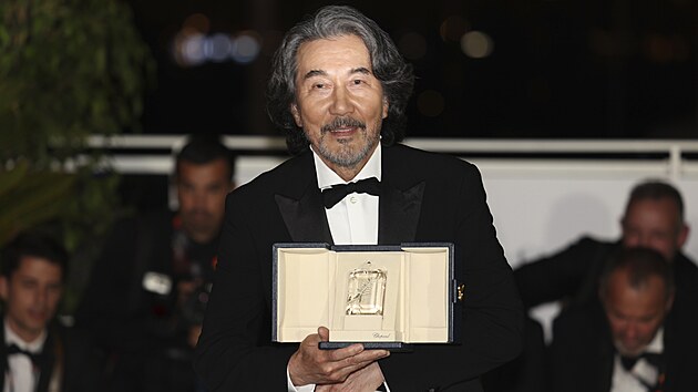 Koji Yakusho, dritel ceny pro nejlepho herce za film "Perfect Days" (Dokonal dny). (27. kvtna 2023)