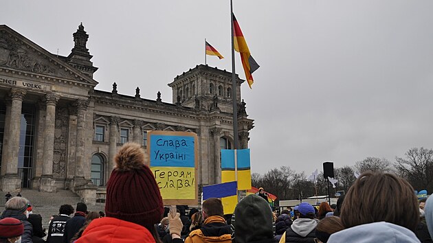 Demonstrace proti ruskému vpádu na Ukrajinu v německém Berlíně (3. března 2022) | na serveru Lidovky.cz | aktuální zprávy