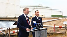 Premiér Petr Fiala navtívil centrální tankovit ropy ve spolenost Mero R,...