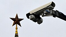 Kamera před hvězdou na vrcholu jedné z kremelských věží v centru Moskvy (23....