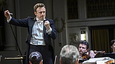 Dirigent Daniel Harding a �lenové Symfonického orchestru Bavorského rozhlasu na...