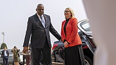 Ministryn obrany Jana ernochová se setkala se svým americkým protjkem...