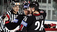 Sidney Crosby a Brad Boyes slaví branku na hokejovém MS 2006 v Rize.