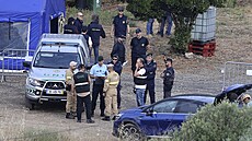 Operaní stan policie poblí nádre na ece Arade v Portugalsku. Tamní úady...