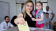 V Turecku se koná druhé kolo prezidentských voleb. Na výběr mají lidé ze... | na serveru Lidovky.cz | aktuální zprávy