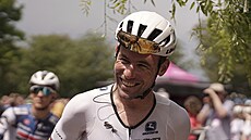 S ÚSMVEM. Mark Cavendish z Astany na startu sedmnácté etapy Gira.