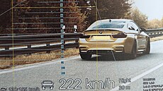 Snímek z policejního radaru. idi zlatého BMW se kolem hlídky prohnal...