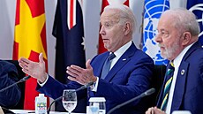 Americký prezident Joe Biden b�hem pracovního zasedání skupiny G7 v japonské...