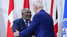 Americký prezident Joe Biden na summitu G7 v Hiro�im�. Na snímku je také Azali...