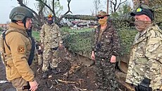 Šéf Wagnerovy skupiny Jevgenij Prigožin s jejími členy ve východoukrajinském...