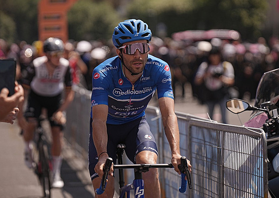 POSLEDNÍ GIRO. Francouz Thibaut Pinot ped startem 21. etapy Gira.