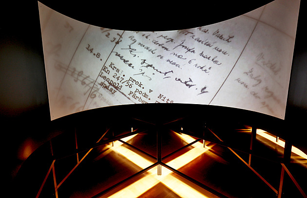 Na výstavě Tichá hrdinství ožije láska, která „přežila“ i jáchymovský lágr