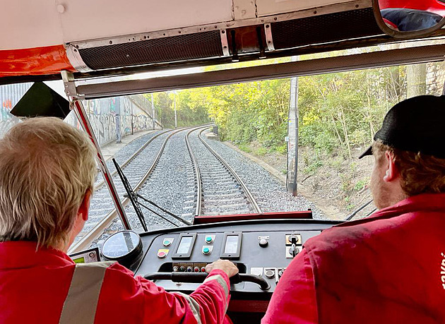 V sobotu opět vyrazí na trať mezi Ohradou a Palmovkou tramvaje, oprava finišuje