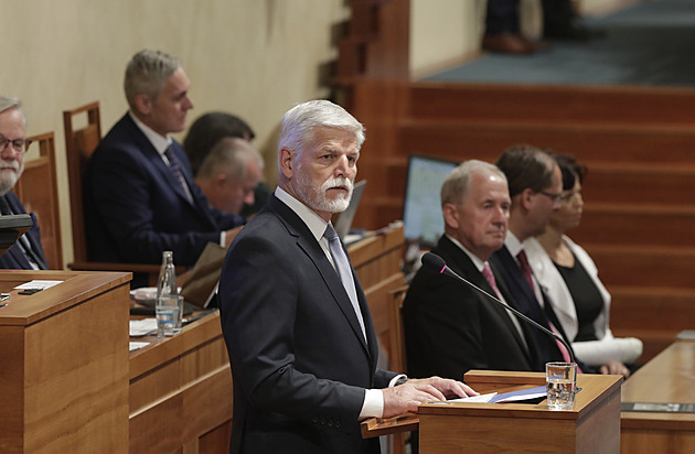 Prezident Pavel zamíří do Senátu kvůli kandidátům do Ústavního soudu