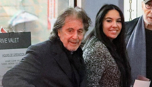 Al Pacino bude opět otcem. Jeho o 53 let mladší přítelkyně je těhotná