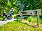 Do Stromovky chod� na proch�zky i maminky s ko��rky.
