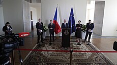 Prezident republiky Petr Pavel se na Praském hrad setkal s pedsedou vlády...