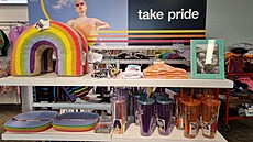 Zboží s LGBT tématikou prodávané v prodejnách amerického řetězce Target... | na serveru Lidovky.cz | aktuální zprávy