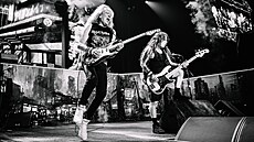 Janick Gers a Steve Harris na koncert Iron Maiden v Praze v O2 aren (30. 5....