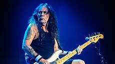 Steve Harris na koncertě Iron Maiden v Praze v O2 areně (30. 5. 2023)