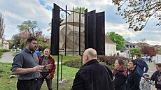 Nevední umlecké dílo na pomezí sochaství a architektury bude a do podzimu...