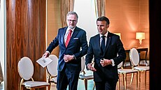 Premiér Petr Fiala a francouzský prezident Emmanuel Macron v Bratislav (31....
