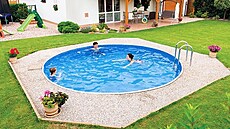 Bazény Azuro Vario lze zapustit i do zem.