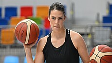Natálie Stoupalová na tréninku �eských basketbalistek