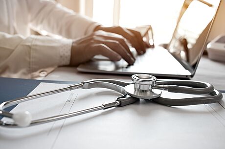 Lékařská náhrada na maloměstě se rovná zázraku, mladé doktory lákají nemocnice - iDNES.cz