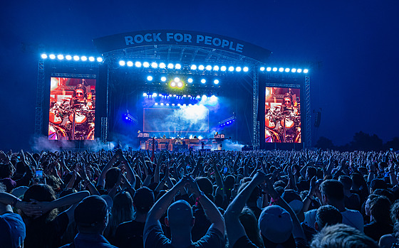 Americká metalová skupina Slipknot na Rock for People (8. června 2023)