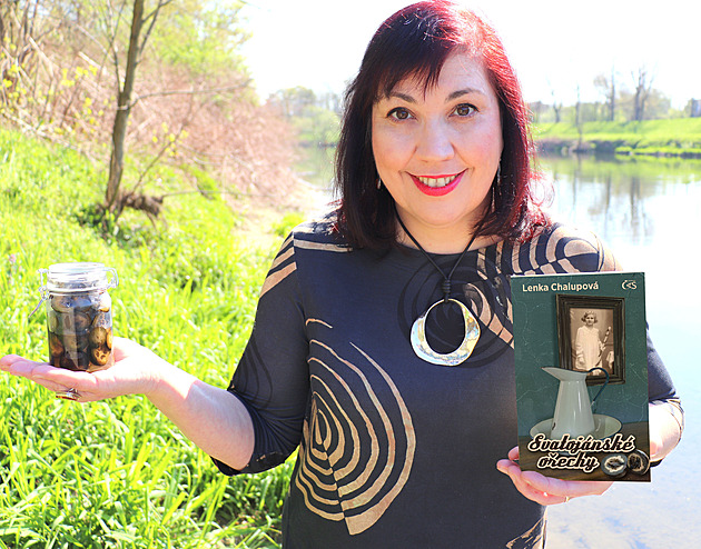 Příběh mi vnukl pohled na pěkně rostlý ořešák, říká Lenka Chalupová