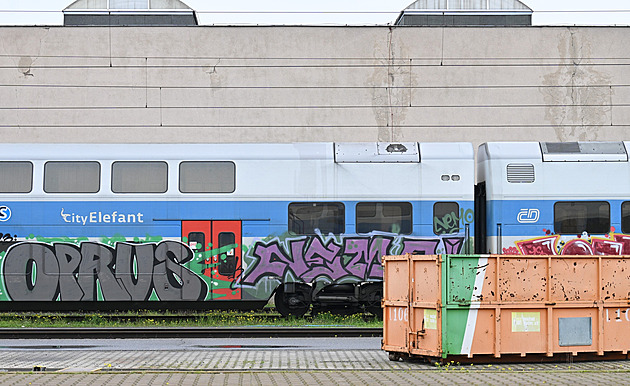 Stačí dvě minuty a je vymalováno. Drahám došla trpělivost s graffiti