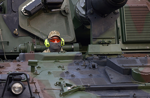 Kopí ukrajinské protiofenzivy. Rusy mají vyhnat jednotky s výcvikem NATO