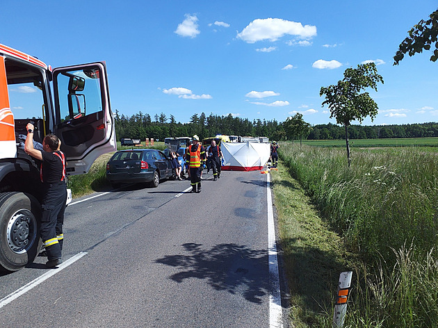 Motorkáři se ve Skutči loučí s tragicky zesnulou dívkou, pojedou spanilou jízdu